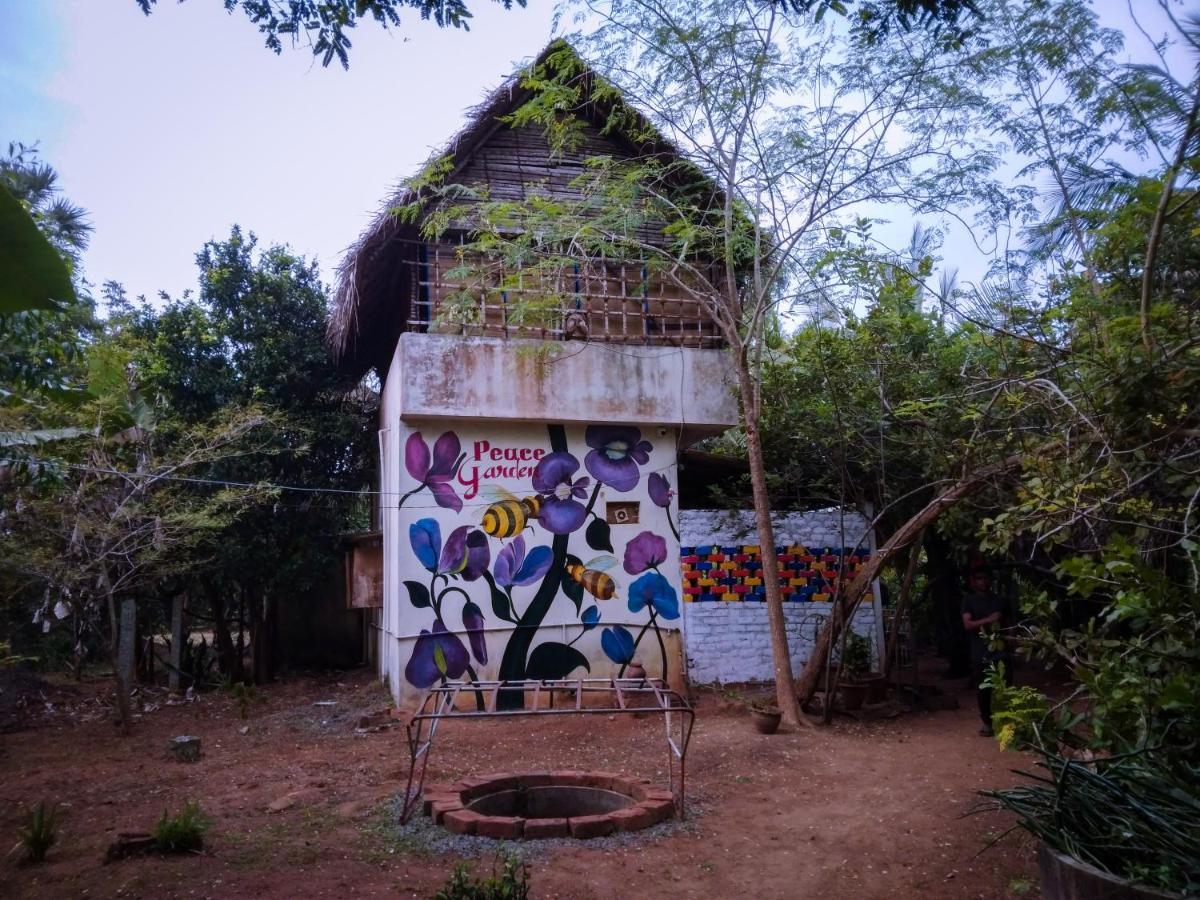 Peace Garden Pansiyon Auroville Dış mekan fotoğraf